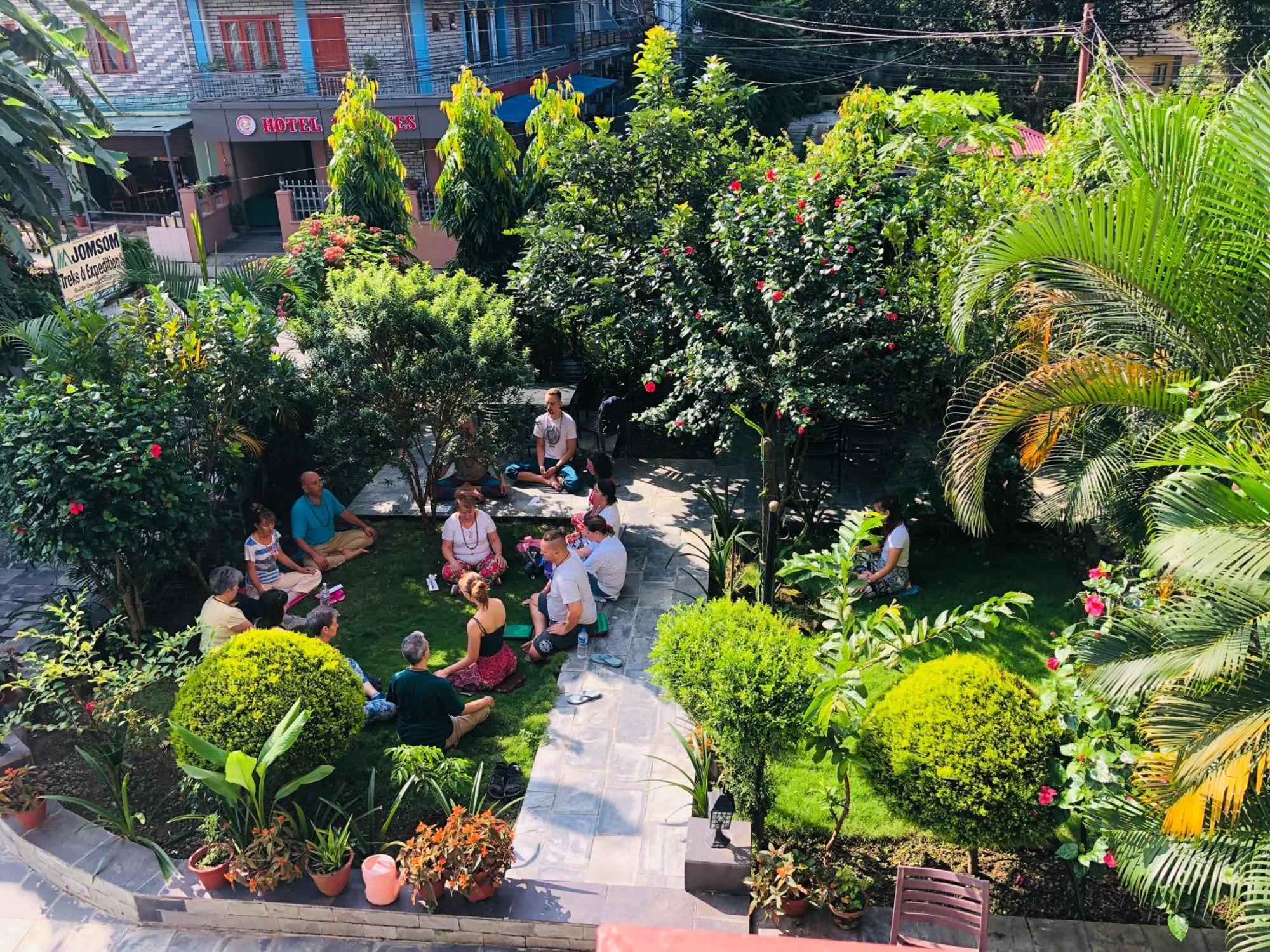 Hotel Guru Pokhara Exterior foto